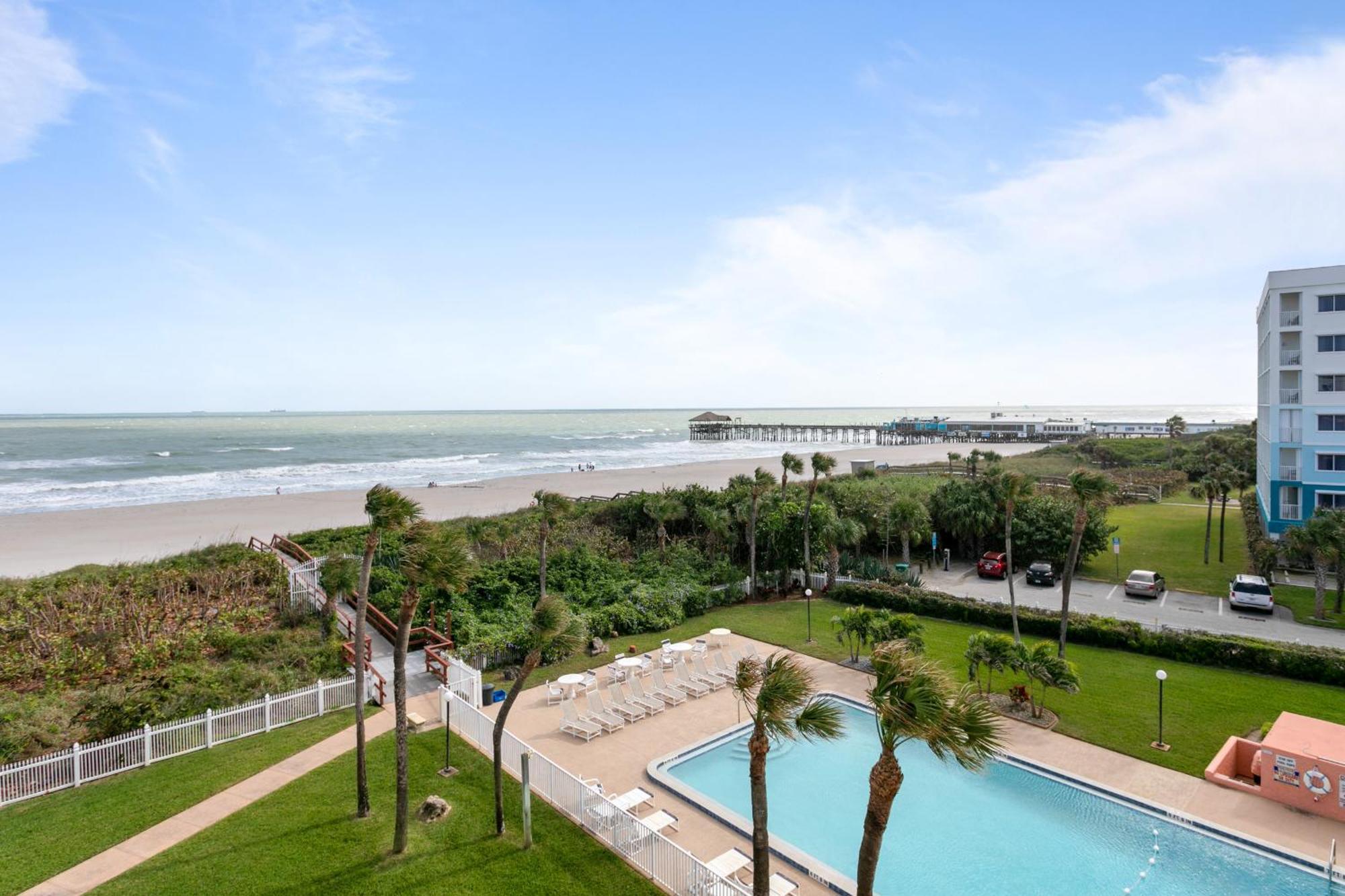 Cocoa Beach Towers Habitación foto
