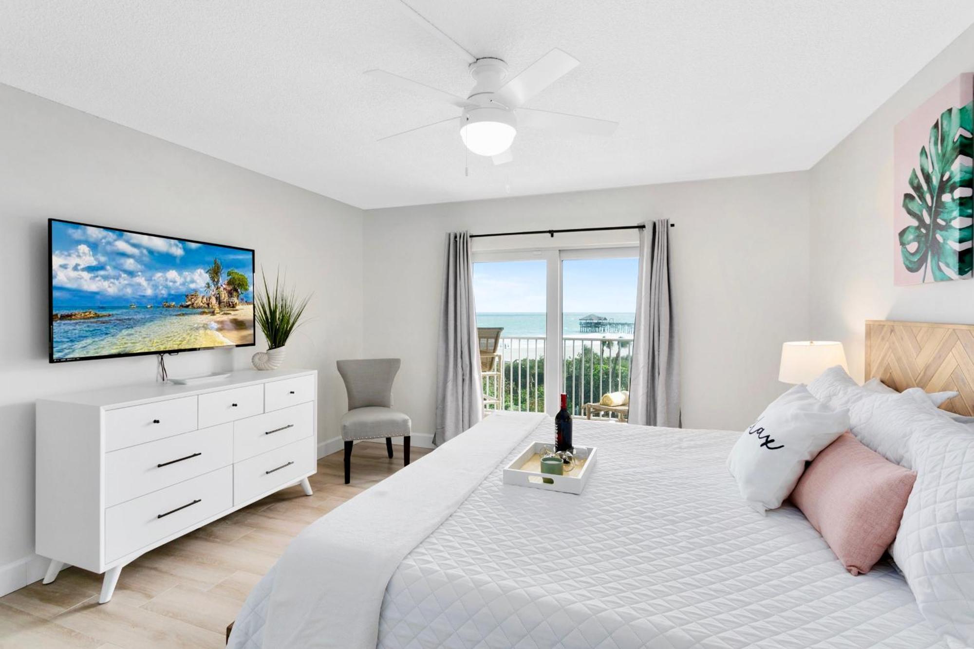 Cocoa Beach Towers Habitación foto