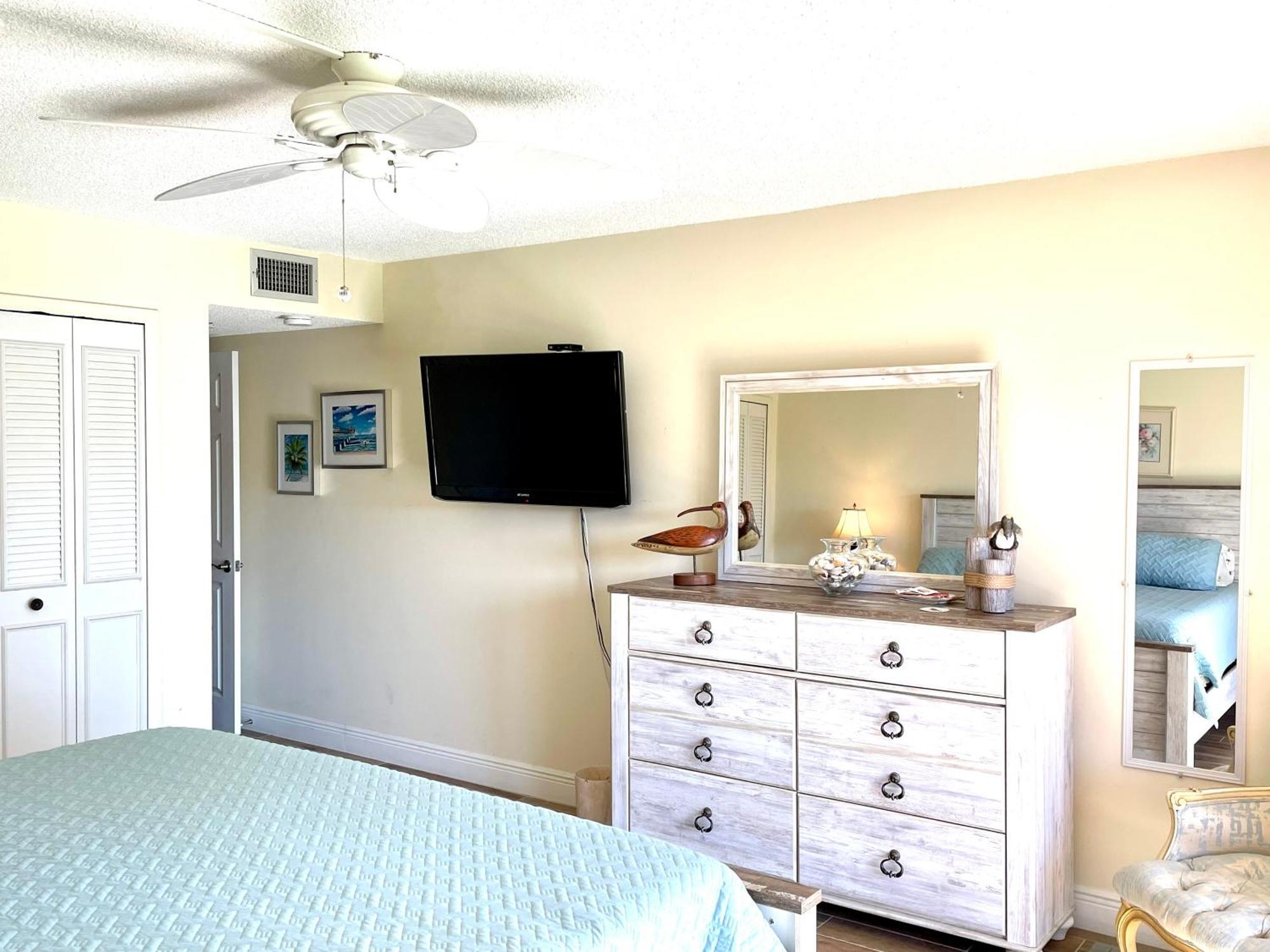 Cocoa Beach Towers Habitación foto